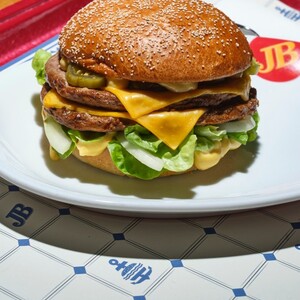 Doppelt hält besser –> vor allem beim Patty🔥

#burger #jimblock