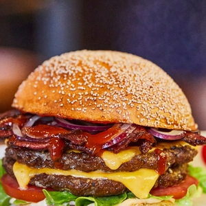 Wenn dich dieses Bild nicht hungrig macht, wissen wir auch nicht. 😏

Kommentiere mit 🔥 wenn du BBQ liebst