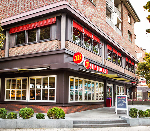 Außenfassade des Jim Block Restaurants in Hamburg Barmbek