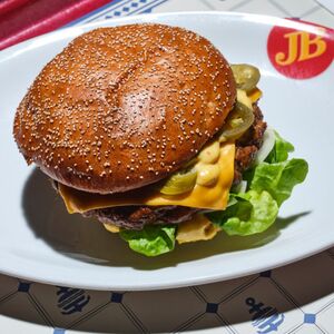 Für alle, die’s spicy und cheesy mögen. Unser JB Chili Cheese🍔🔥

#jimblock #burgerliebe